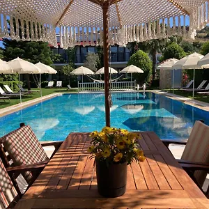Otel Rustica, Gündoğan